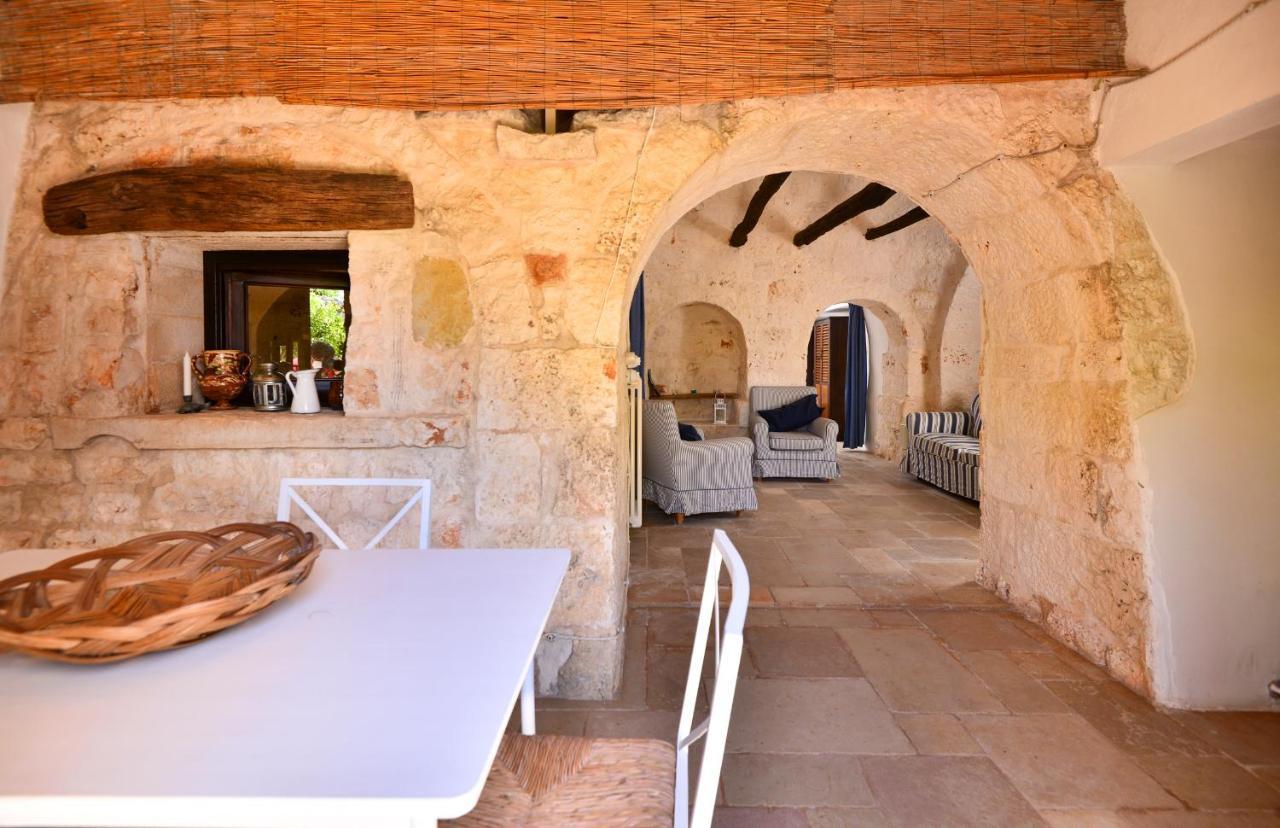 Terra Sessana Ville E Trullo Con Piscina Privata Остуни Экстерьер фото