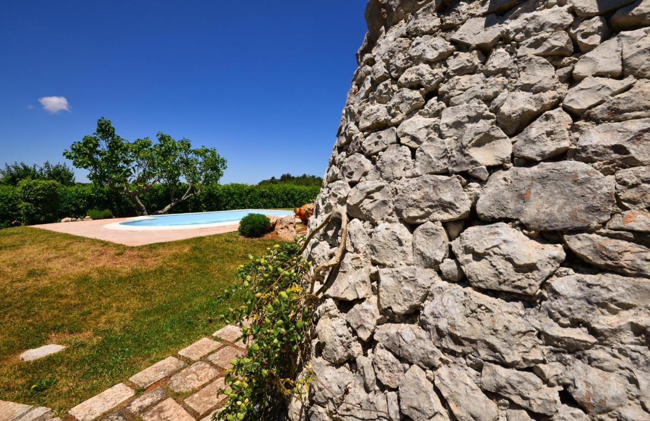 Terra Sessana Ville E Trullo Con Piscina Privata Остуни Экстерьер фото